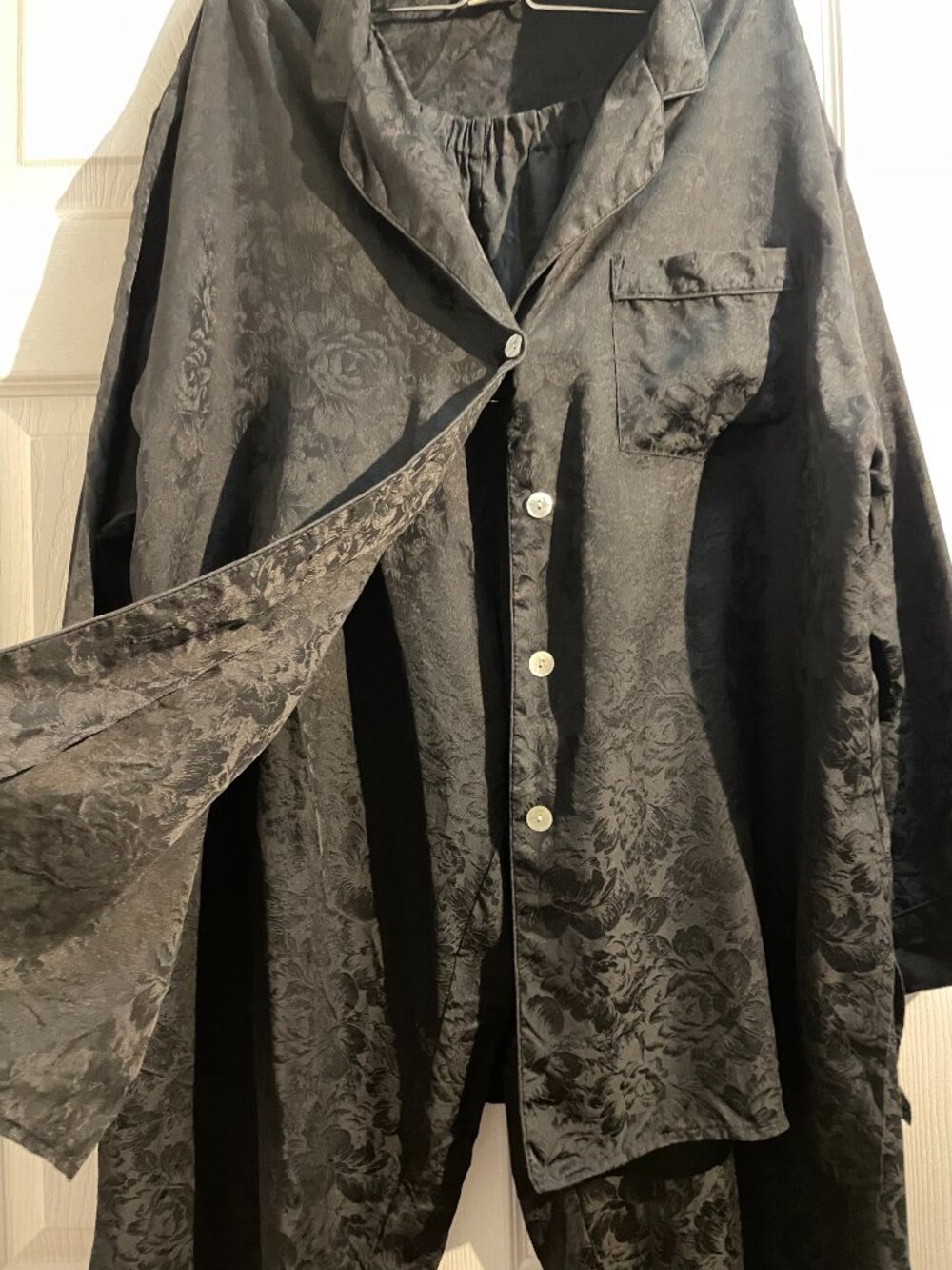 HOLT RENFREW 100% silk women pajama loungewear set